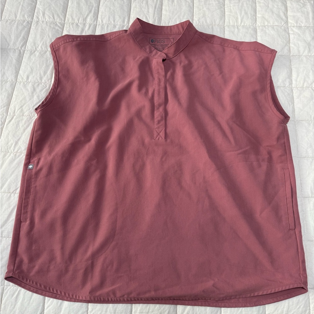 Figs Women's Rafaela Top in Mauve L